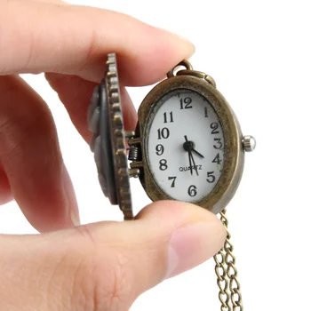 1 adet Erkek Kadın cep saati Oval Çiçek Oyma Kılıf Zinciri İle Zarif Narin Aksesuarları cep saati Kadın Erkek Zaman Hediye H9  10