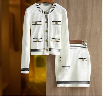 Yeni Tasarım Beyaz Renk Klasik Ekose Desen Kaliteli 2 Parça Etek Setleri Örgü Kazak Takım Elbise Kadın Giyim  5